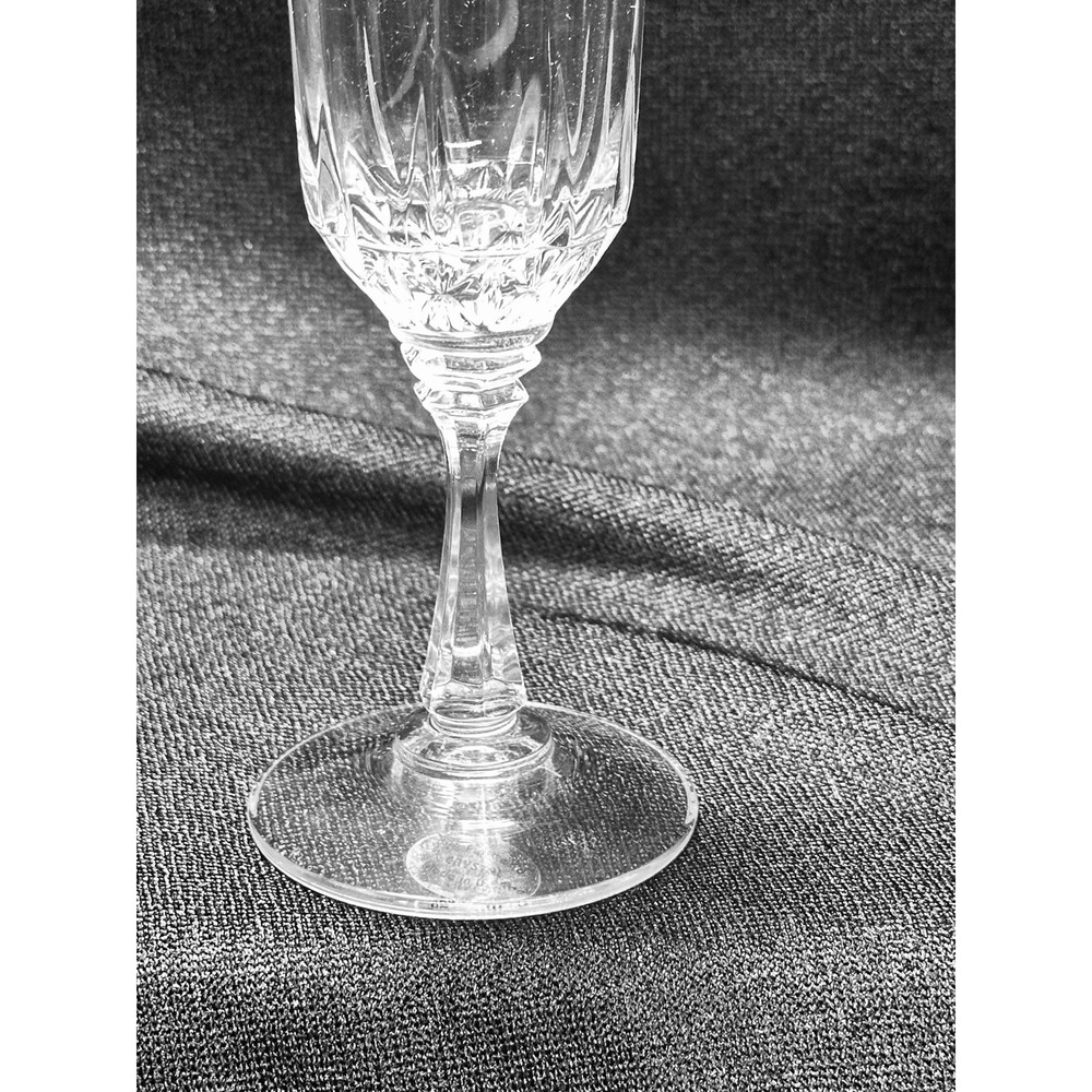 2 Vintage Crystal Toscany Brighton Fluted Champagne Glasses 7 3/4 " X 2 1/8" - Picture 8 of 12